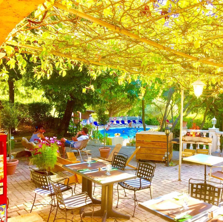 Les Bastides De Chanteraine Bungalows, Lodges & Spa Aiguines Bagian luar foto