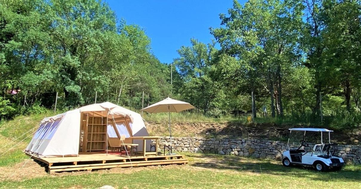 Les Bastides De Chanteraine Bungalows, Lodges & Spa Aiguines Bagian luar foto