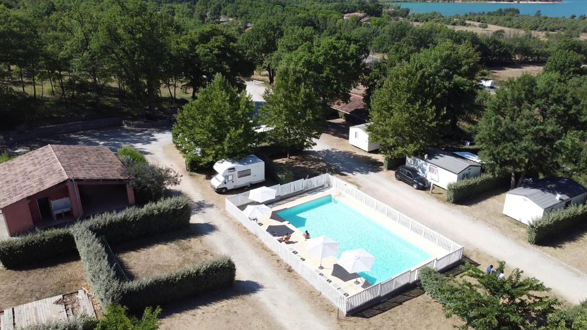 Les Bastides De Chanteraine Bungalows, Lodges & Spa Aiguines Bagian luar foto